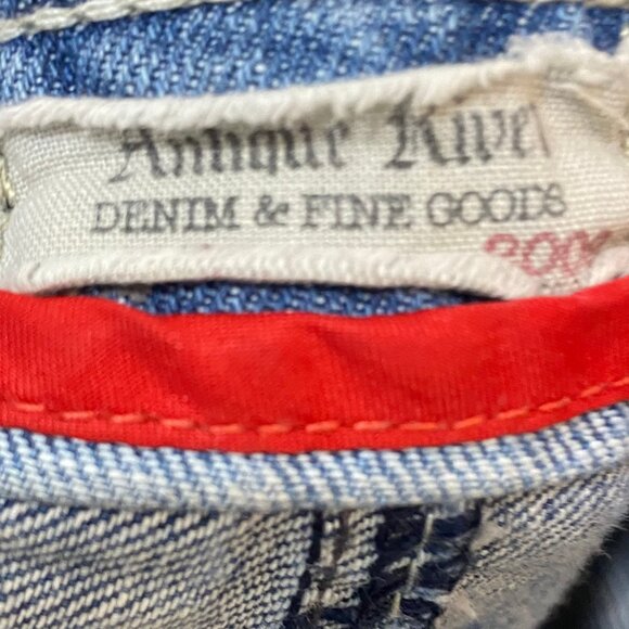 Distressed Light Wash Jeans (Size 33x30) - Picture 4 of 5